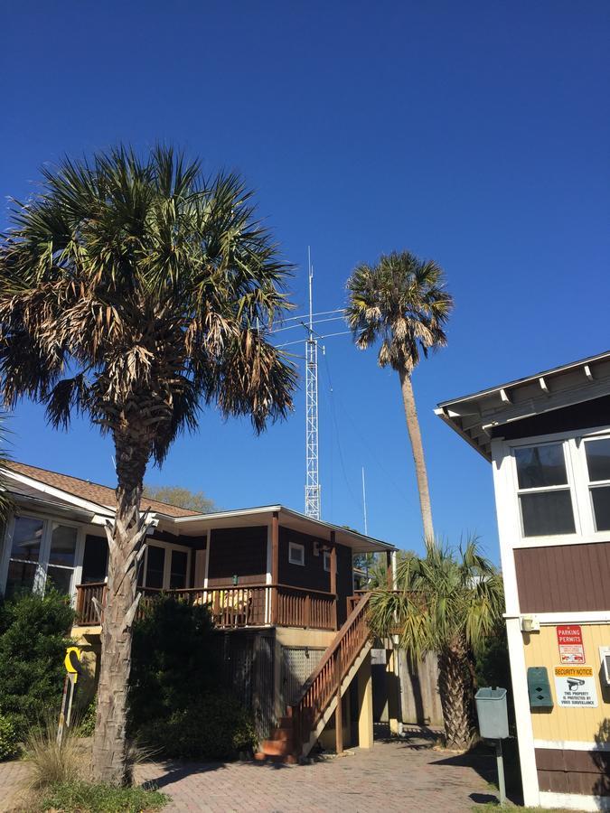 Holliday Inn Of Folly Beach Exterior foto